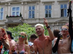 Regenbogenparade 2024